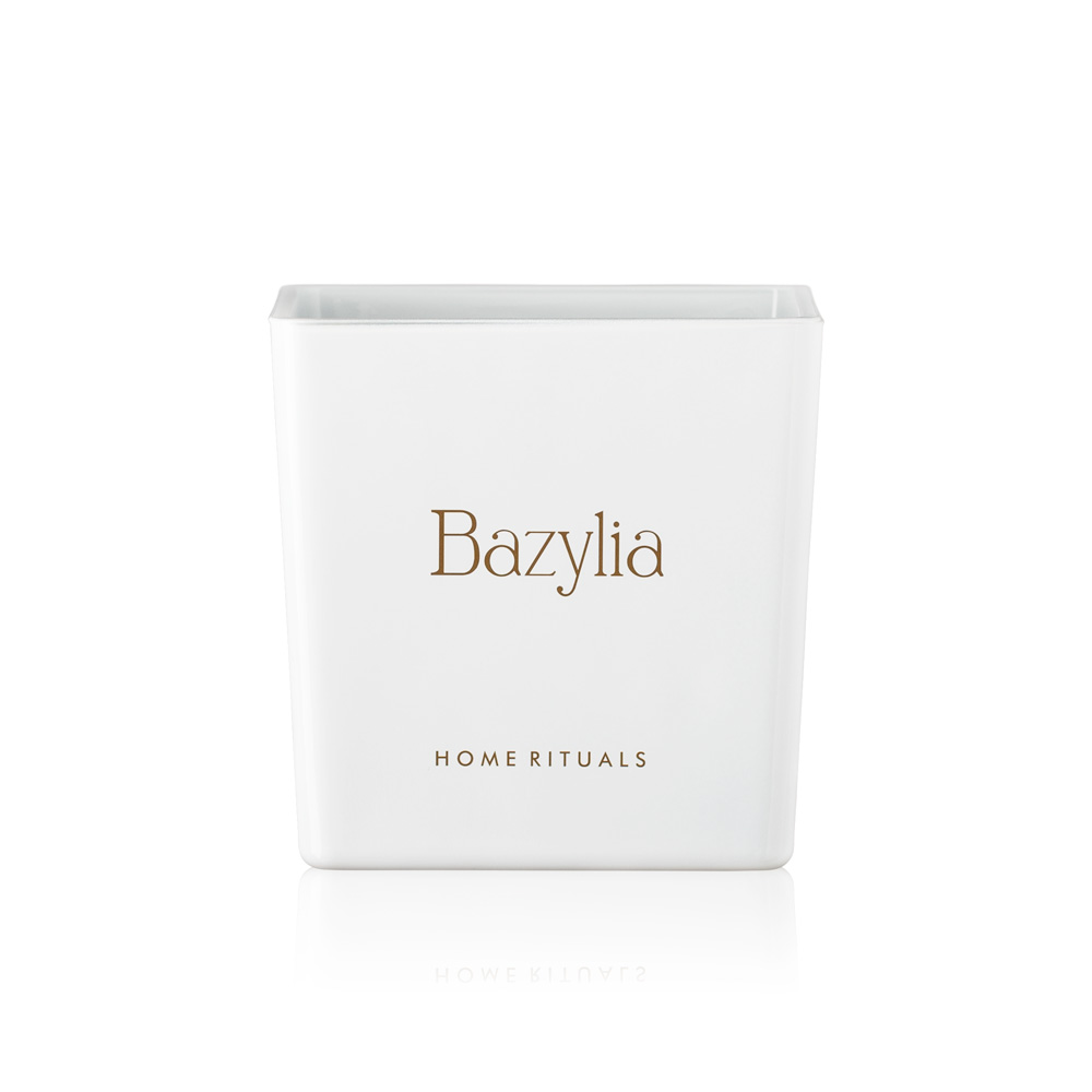 Doniczka osłonka biała ze złotym napisem Bazylia 12cm
